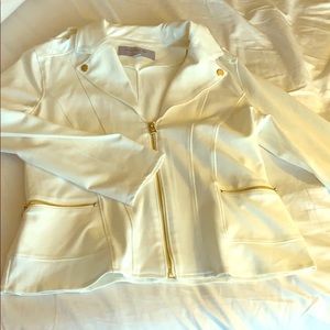 Andrew Marc: white and gold blazer jacket